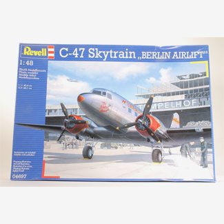 C-47 Skytrain, Berlin Airlift  1:48